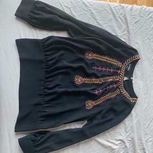 Bebe silky blouse embroidered jewels